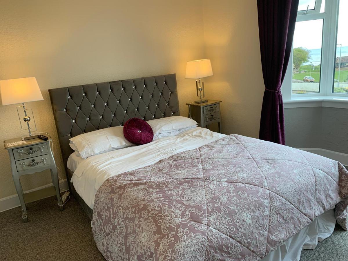 "Room Only" At Wetherby Nairn Eksteriør bilde